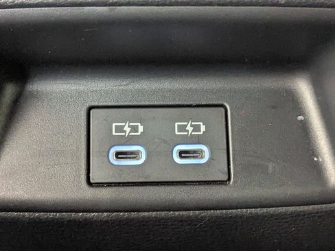 Used 2023 Toyota Corolla SE image 25