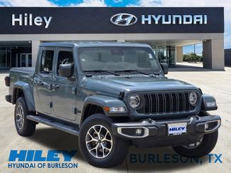 Used 2024 Jeep Gladiator Sport AWD/4WD video 2