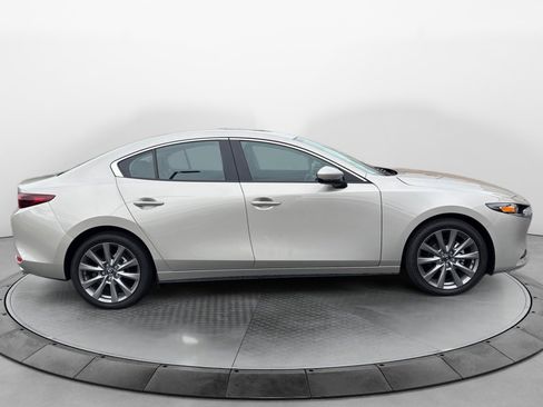 Used 2025 MAZDA MAZDA3 s FWD image 8