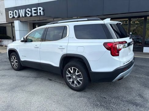 Used 2023 GMC Acadia SLE w/ Driver Convenience Package AWD/4WD image 3