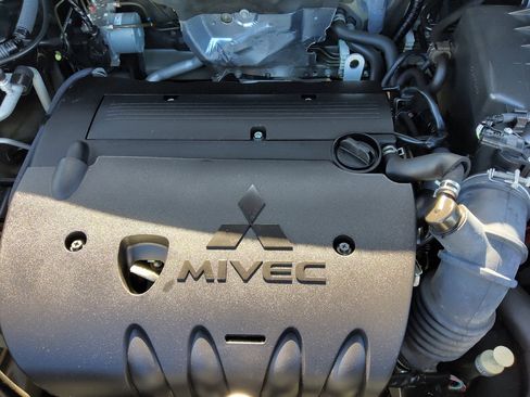 Used 2021 Mitsubishi Outlander Sport SE FWD image 30