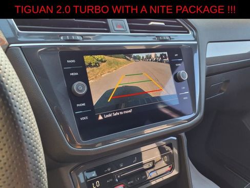 Used 2024 Volkswagen Tiguan SE R-Line image 19