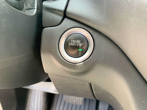 Certified 2020 Chevrolet Equinox LT AWD/4WD image 16