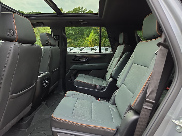 Used 2025 GMC Yukon AT4 w/ AT4 Premium Package AWD/4WD image 21