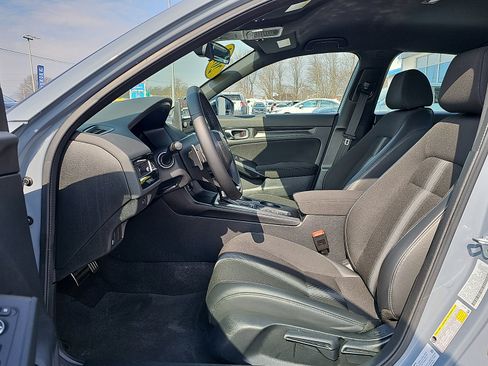 Used 2023 Honda Civic Sport image 13