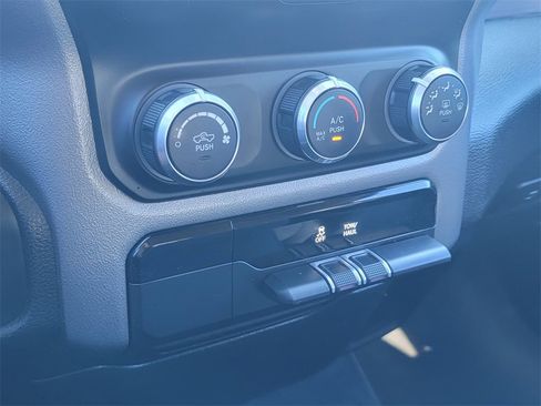 Used 2020 RAM 1500 Big Horn image 27