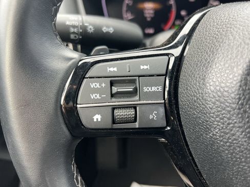 Used 2025 Honda Civic Sport image 19
