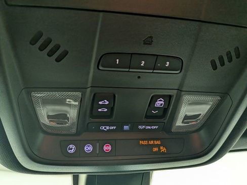 Certified 2025 Chevrolet Blazer Premier w/ Driver Confidence II Package image 33