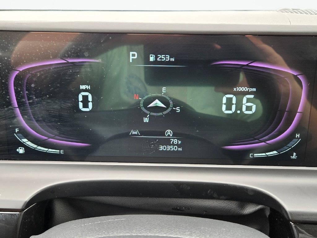 Used 2025 Kia Seltos S AWD/4WD image 24