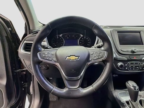 Used 2020 Chevrolet Equinox LT FWD image 10