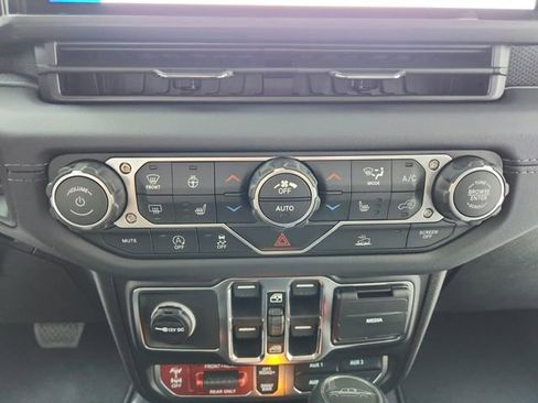 New 2026 Jeep Gladiator Rubicon w/ Steel Power Dome Hood Package image 32