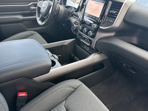 New 2026 RAM 1500 4x4 Crew Cab image 14