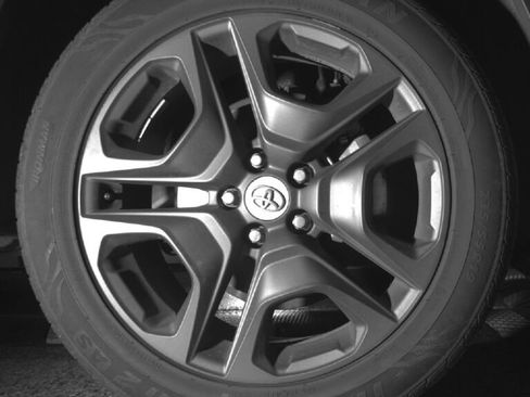 Used 2024 Toyota RAV4 Adventure AWD/4WD image 11