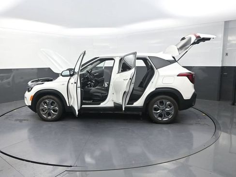 Used 2024 Kia Seltos LX AWD/4WD image 32