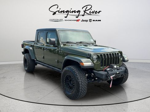 Used 2021 Jeep Gladiator Sport AWD/4WD image 1