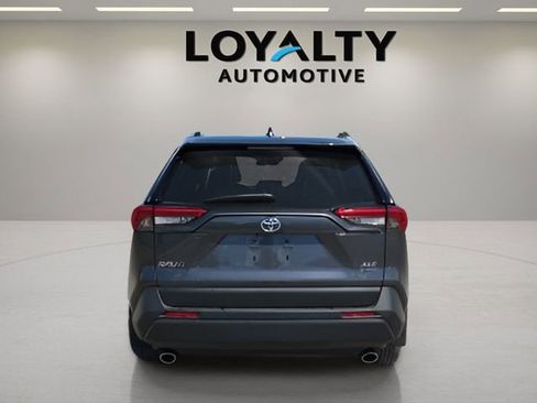 Used 2025 Toyota RAV4 XLE Premium w/ Weather Package image 4