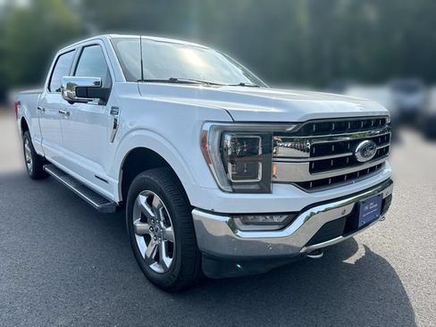 Used 2022 Ford F150 Lariat w/ Equipment Group 502A High AWD/4WD image 2