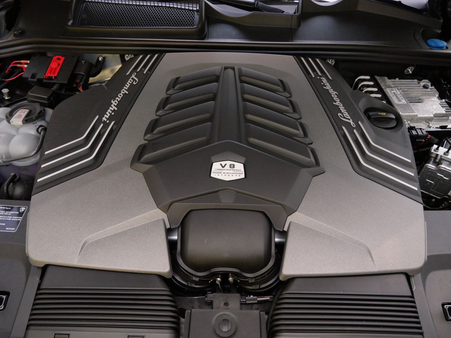 Used 2024 Lamborghini Urus S AWD/4WD image 24