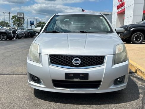 Used 2012 Nissan Sentra 2.0 SR w/ Special Edition Pkg FWD image 2