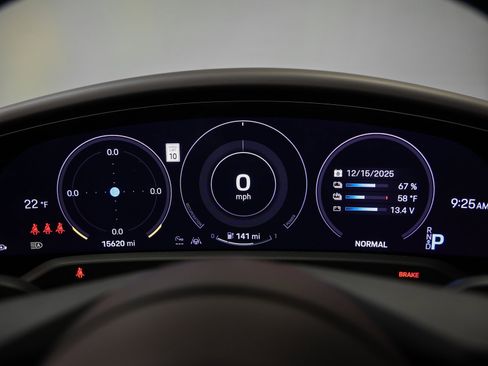 Used 2024 Porsche Taycan Turbo S image 33