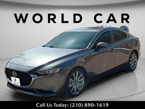 Used 2023 MAZDA MAZDA3 s FWD image 3