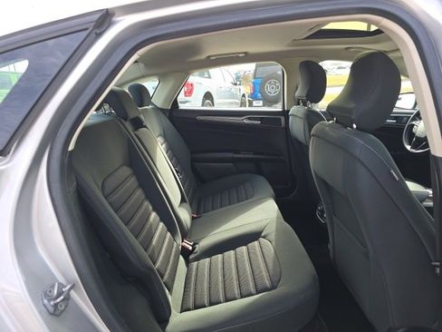 Certified 2017 Ford Fusion SE w/ Fusion SE Technology Package image 19