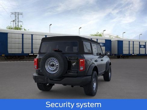 New 2026 Ford Bronco 4-Door image 9