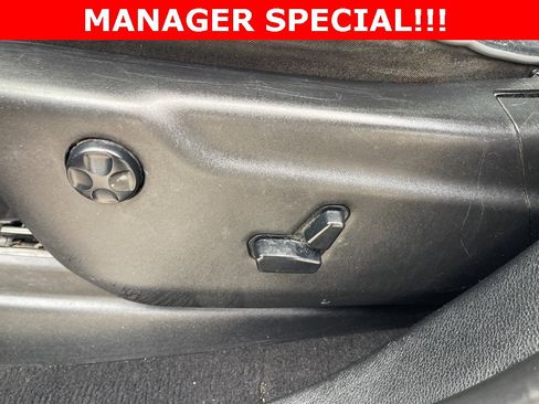 Used 2019 Jeep Grand Cherokee Overland image 21