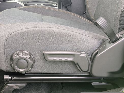 New 2025 Jeep Gladiator Willys image 20