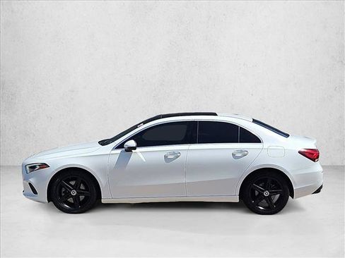 Used 2021 Mercedes-Benz A 220 4MATIC w/ Premium Package image 8