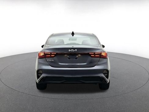 Used 2024 Kia Forte LXS FWD image 8