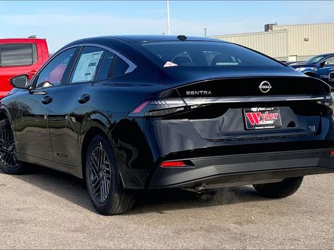 New 2026 Nissan Sentra SV image 3