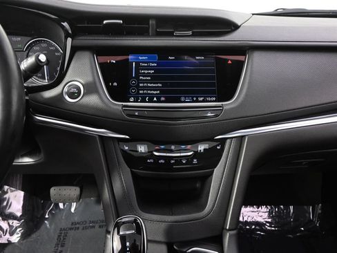 Used 2025 Cadillac XT5 Premium Luxury AWD/4WD image 27