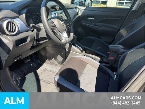 Used 2025 Nissan Versa SV w/ Trunk Package image 11