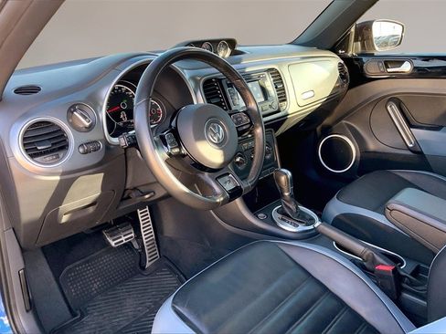 Used 2014 Volkswagen Beetle R-Line image 14
