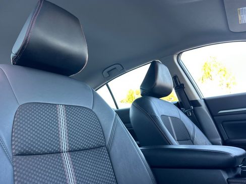 Used 2024 Nissan Altima 2.5 SR image 16