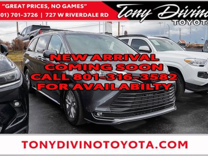 Used 2025 Toyota Sienna XLE