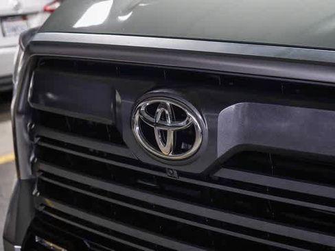 Used 2024 Toyota Tundra Limited image 5