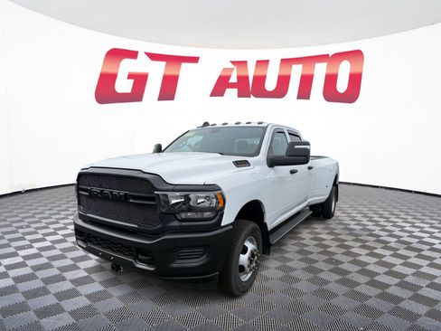 Used 2024 RAM 3500 Tradesman AWD/4WD image 3