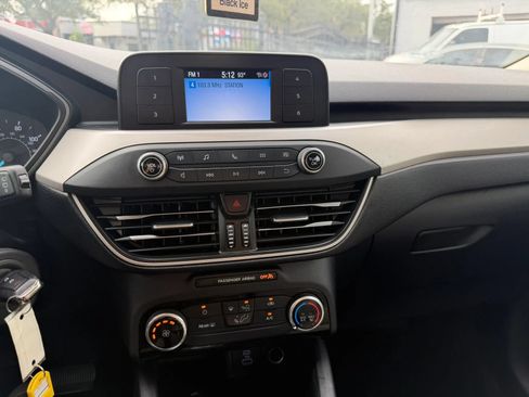Used 2022 Ford Escape S FWD image 22