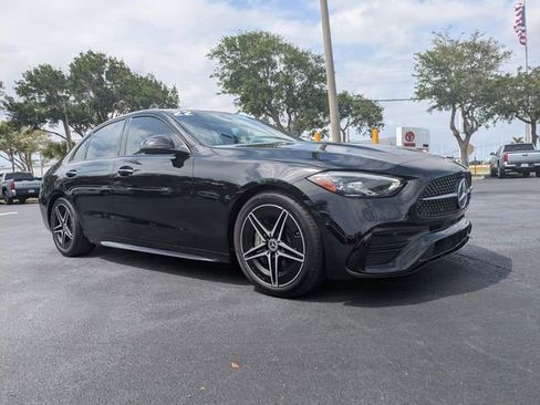 Used 2022 Mercedes-Benz C 300 Sedan image 2