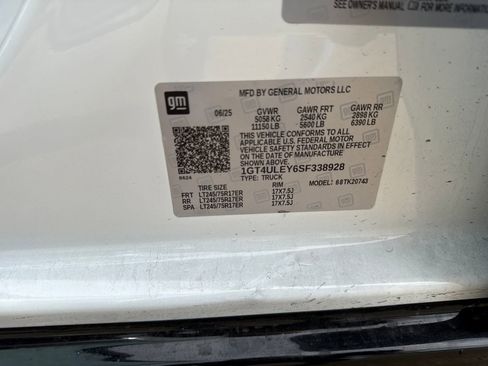 Used 2025 GMC Sierra 2500 Pro image 30