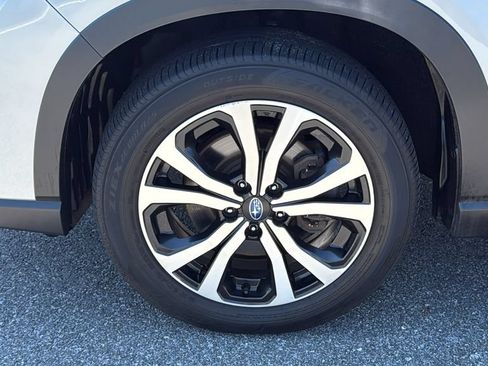 Certified 2023 Subaru Forester Limited AWD/4WD image 8
