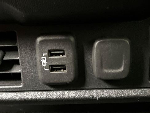 Certified 2021 Chevrolet Silverado 1500 LT w/ Bed Protection Package AWD/4WD image 13