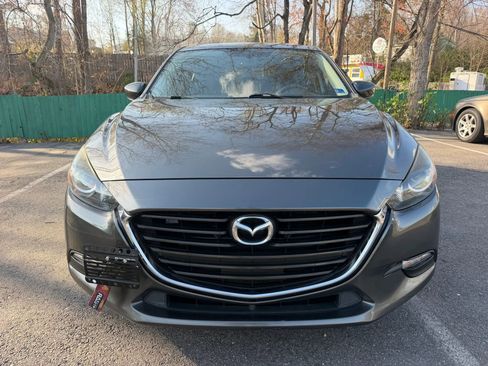 Used 2017 MAZDA MAZDA3 Sport FWD image 2