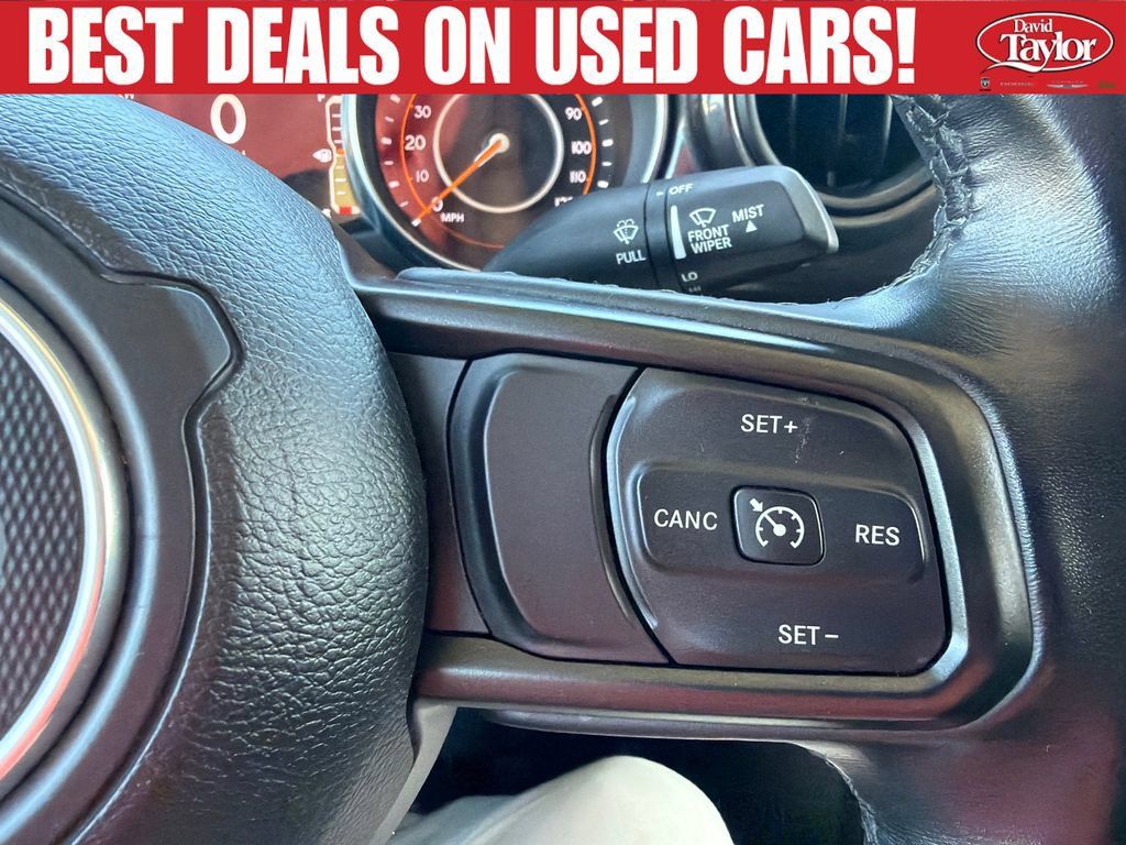 Used 2022 Jeep Gladiator Sport AWD/4WD image 14