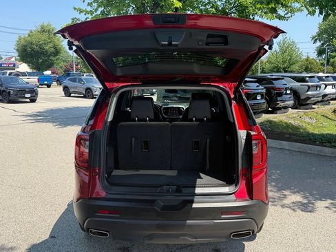 Used 2023 GMC Acadia SLT w/ Elevation Edition AWD/4WD image 10