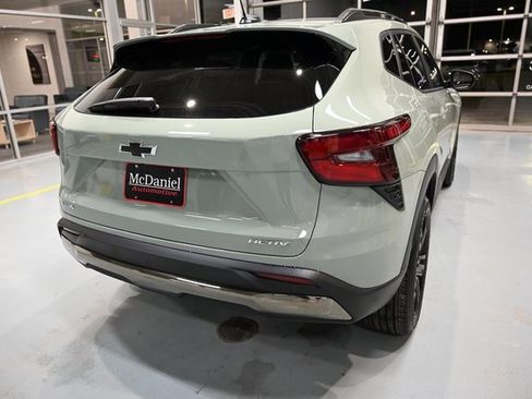 New 2026 Chevrolet Trax ACTIV w/ Driver Confidence Package image 5