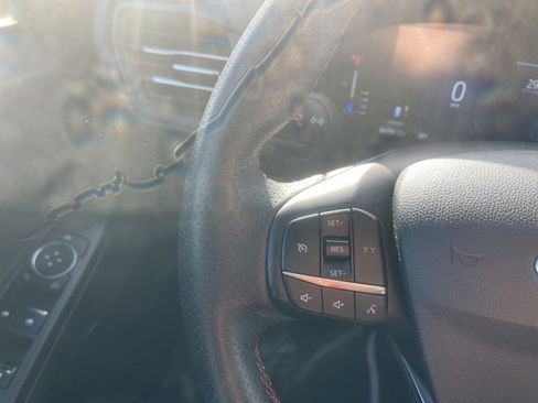 Used 2024 Ford Escape ST-Line image 45