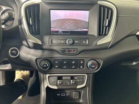 Used 2023 GMC Terrain SLE AWD/4WD image 23